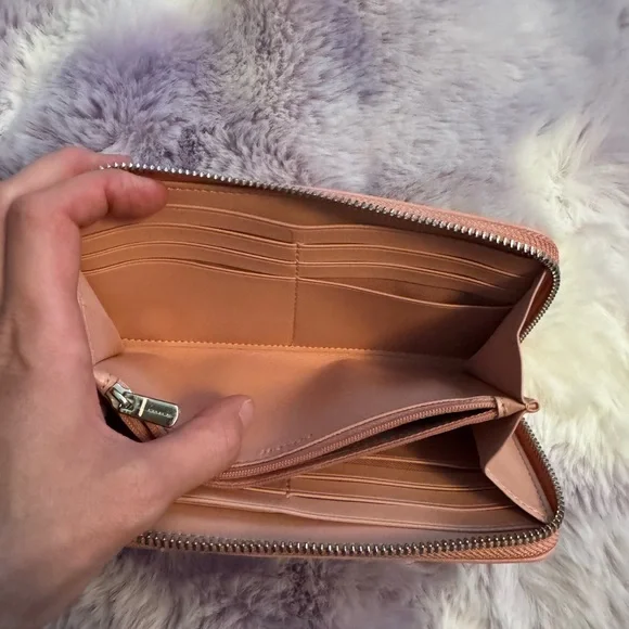 Coach Signature pink and brown Zip around wallet - Picture 3 of 8